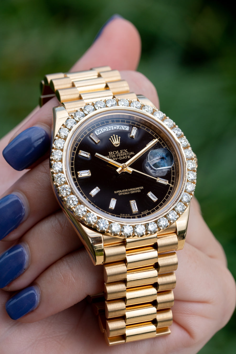 Peep this Chunky Diamond Bezel Yellow Gold Black Dial Day-Date 40