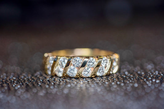 Where to Sell Gold Near Me for Instant Cash in Boca Raton?