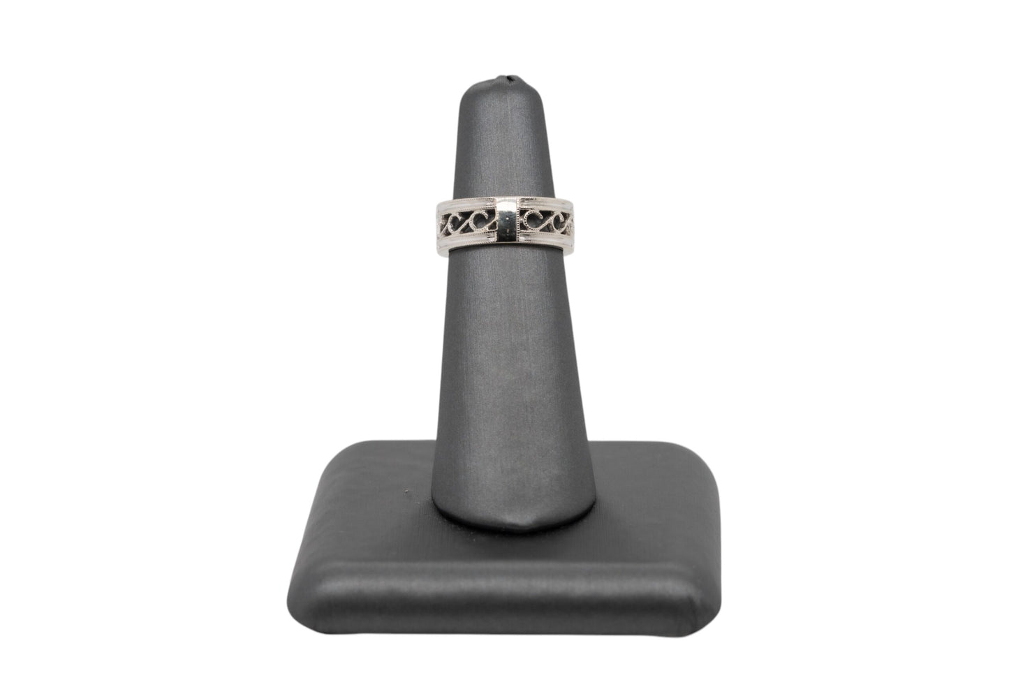 14k White Gold Vintage Ring Set with Natural Diamonds