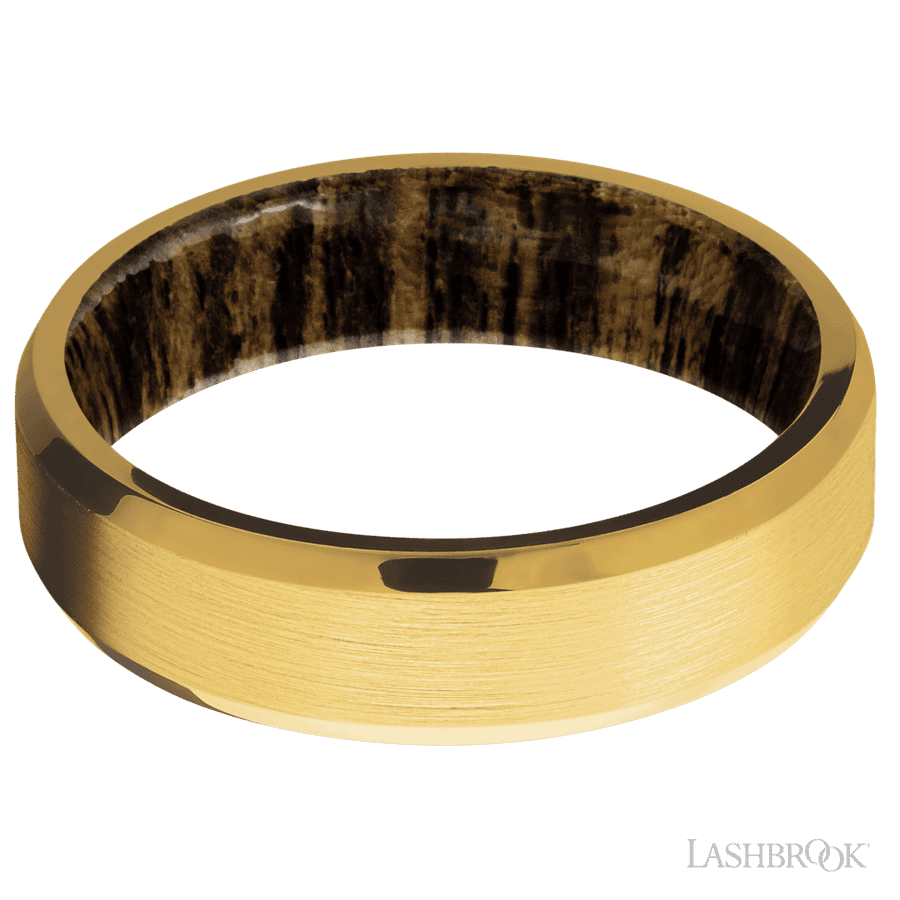 Lashbrook 6mm Beveled 18K Yellow Gold Wedding Band — Bocote Sleeve