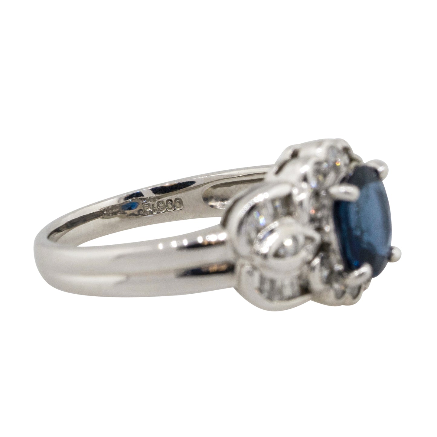 Platinum 1.25ct Oval Sapphire Center 0.47ctw Diamond Cocktail Scalloped Ring
