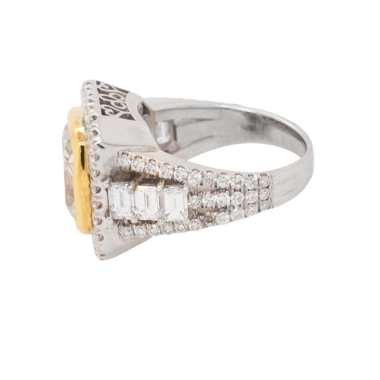18k White Gold Fancy Yellow Diamond Ring