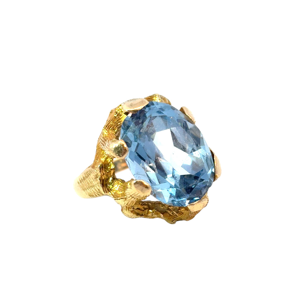 Vintage 14k Yellow Gold Oval Blue Gemstone Ring