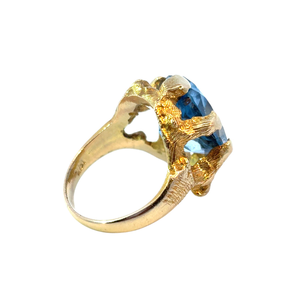 Vintage 14k Yellow Gold Oval Blue Gemstone Ring