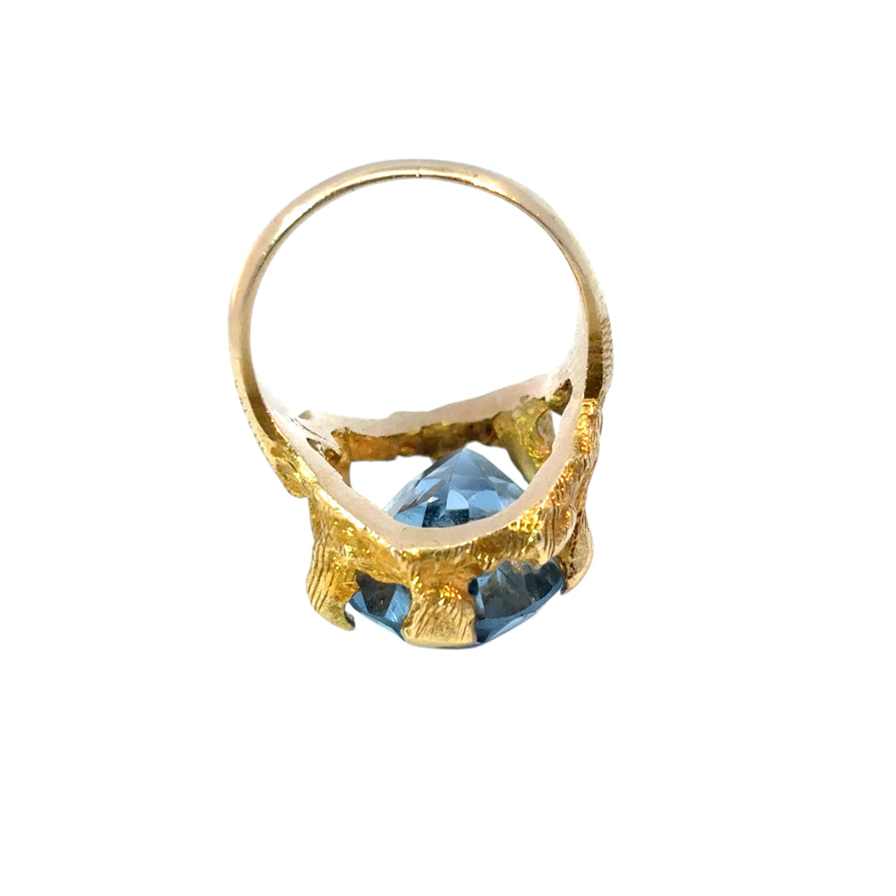 Vintage 14k Yellow Gold Oval Blue Gemstone Ring