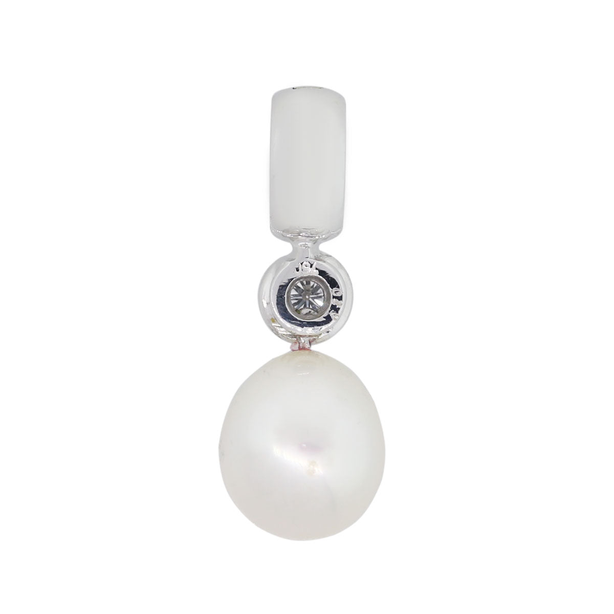 18k White Gold Pearl and Diamond Pendant