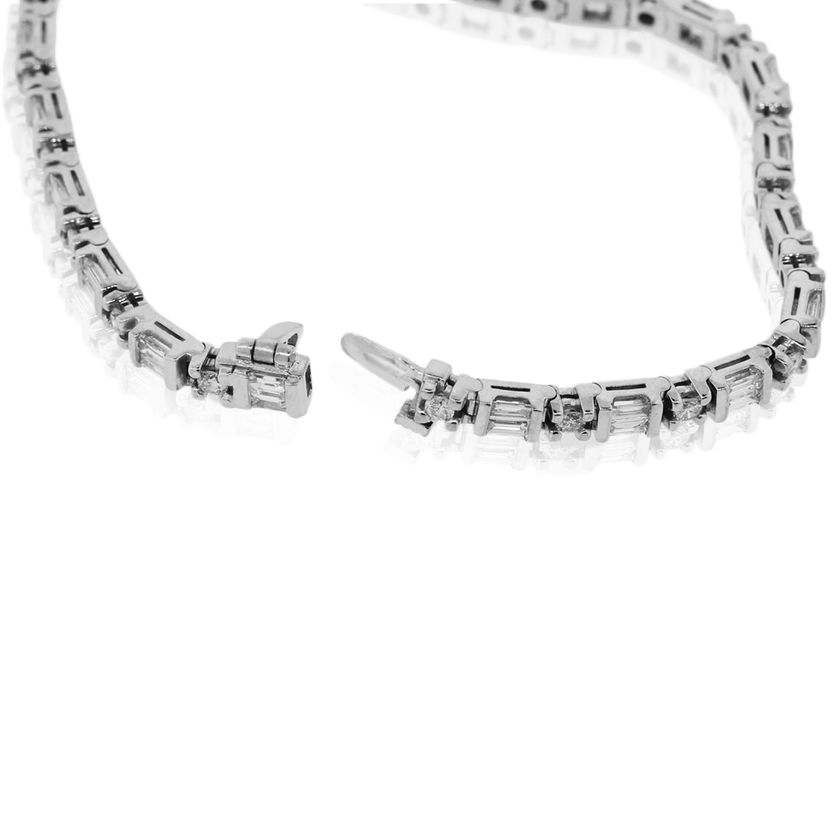 14k White Gold 4ctw Round Brilliant and Baguette Diamond Tennis Bracelet