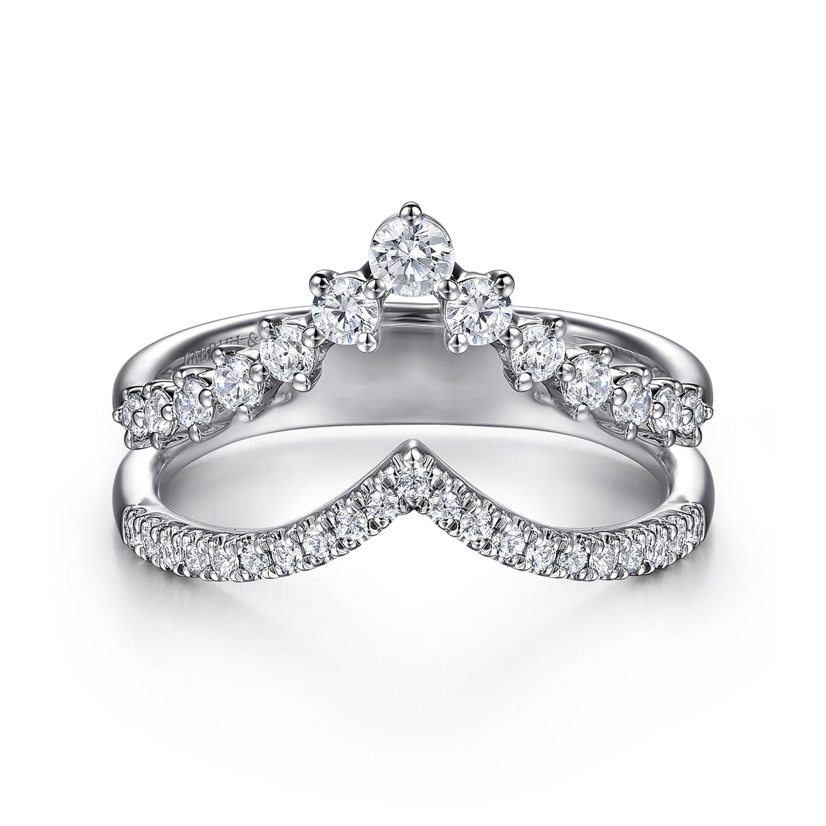 14K White Gold Graduating Diamond Chevron Ring — Gabriel & Co. LR52811W45JJ