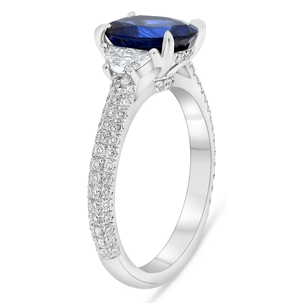 Oval Sapphire Ring — view 3