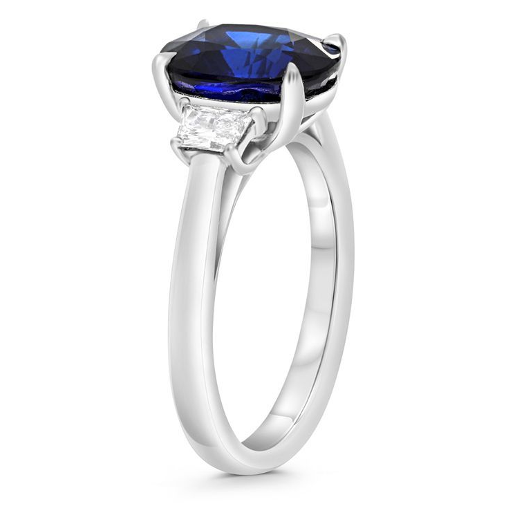 Oval Sapphire Ring — view 3