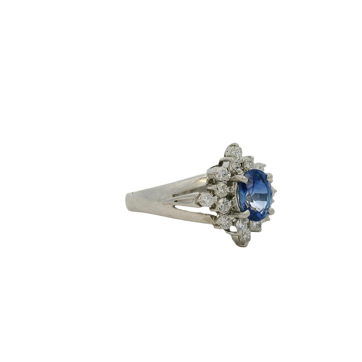 Platinum 0.73ctw Diamond Blue Oval Sapphire Center Cocktail Ring