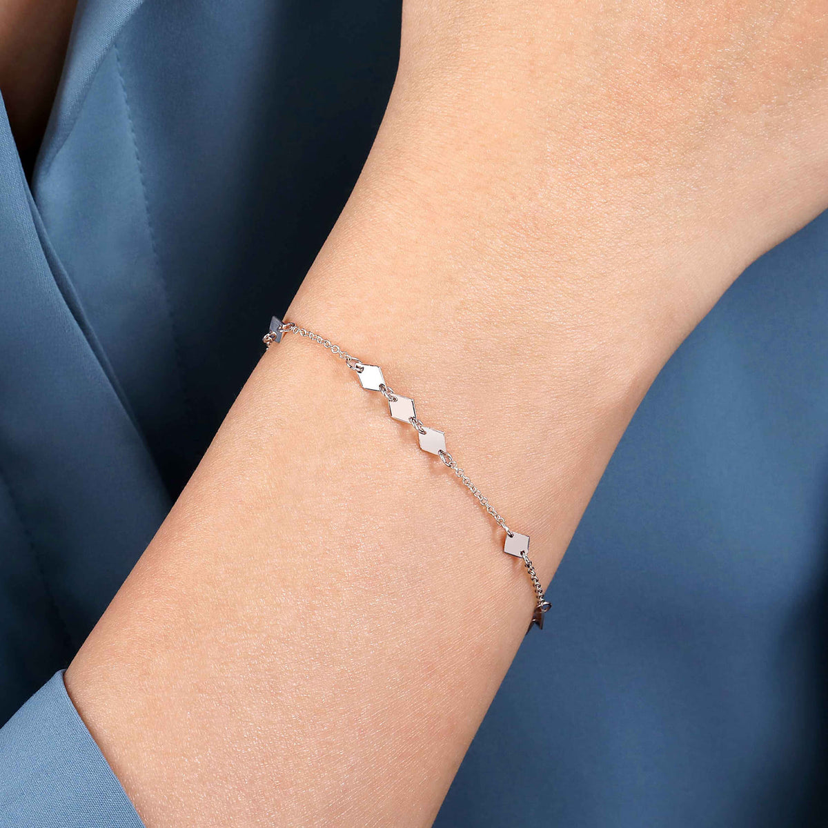 14K White Gold Chain Bracelet with Flat Rhombus Stations — Gabriel & Co. TB4422W4JJJ