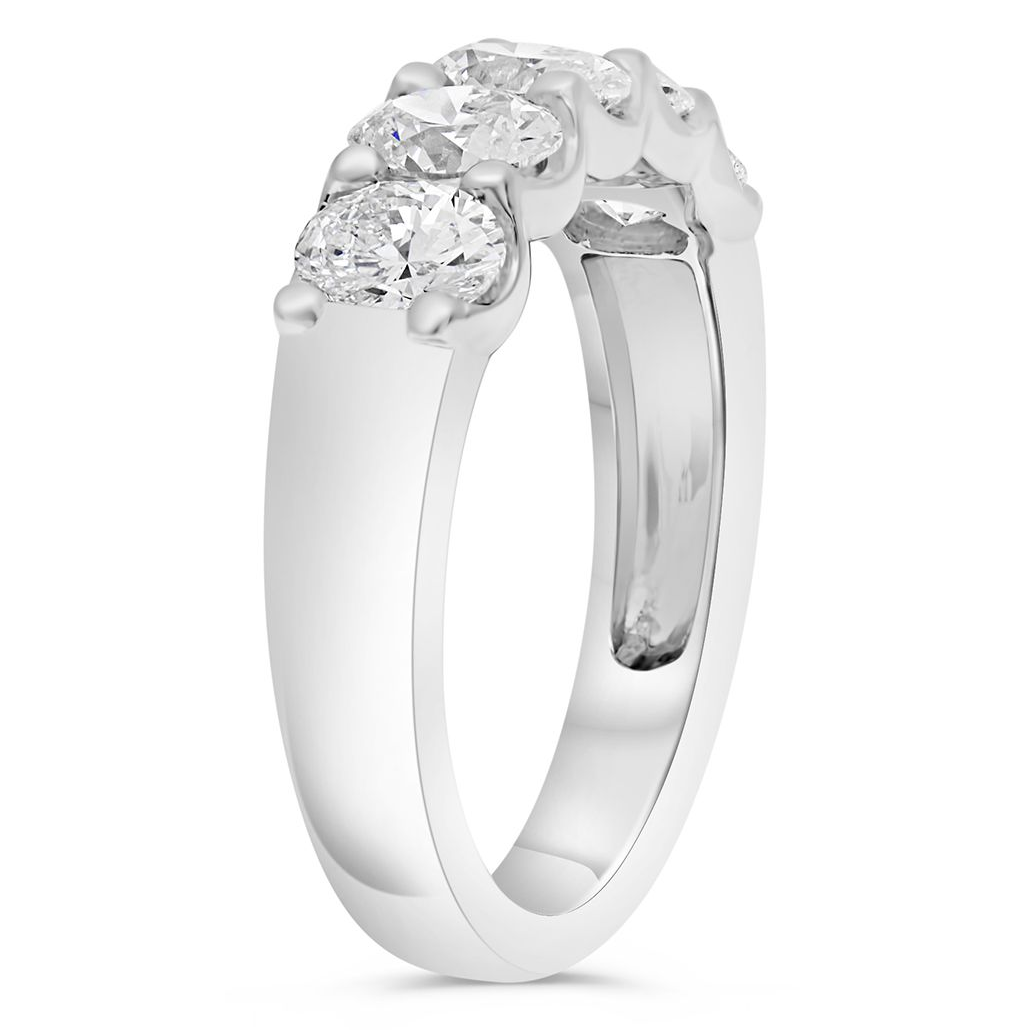 Oval Diamond Ring — view 3