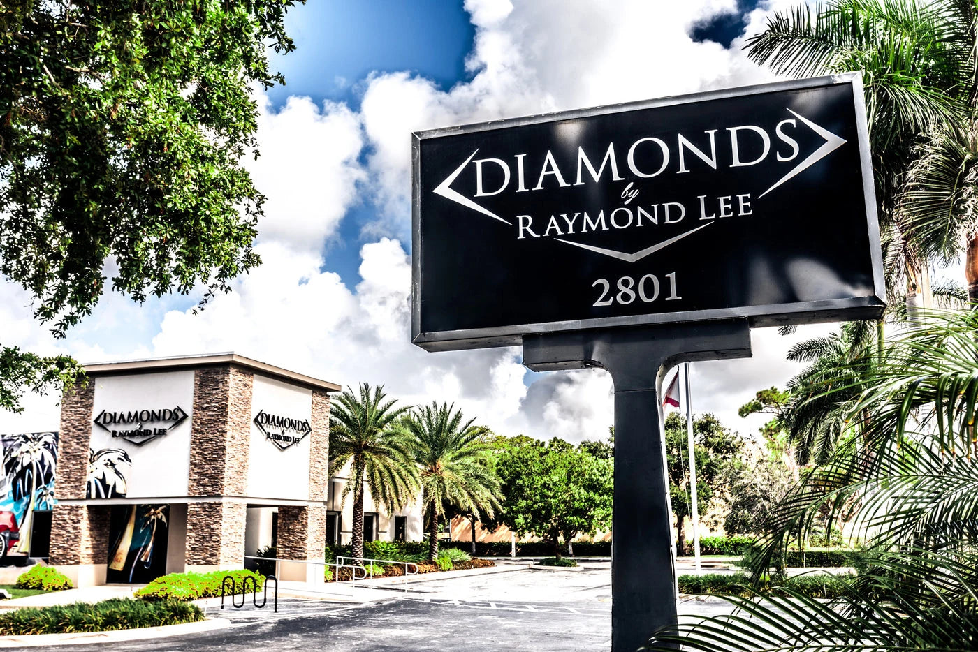 Diamonds By Raymond Lee showroom and roadside sign in Boca Raton