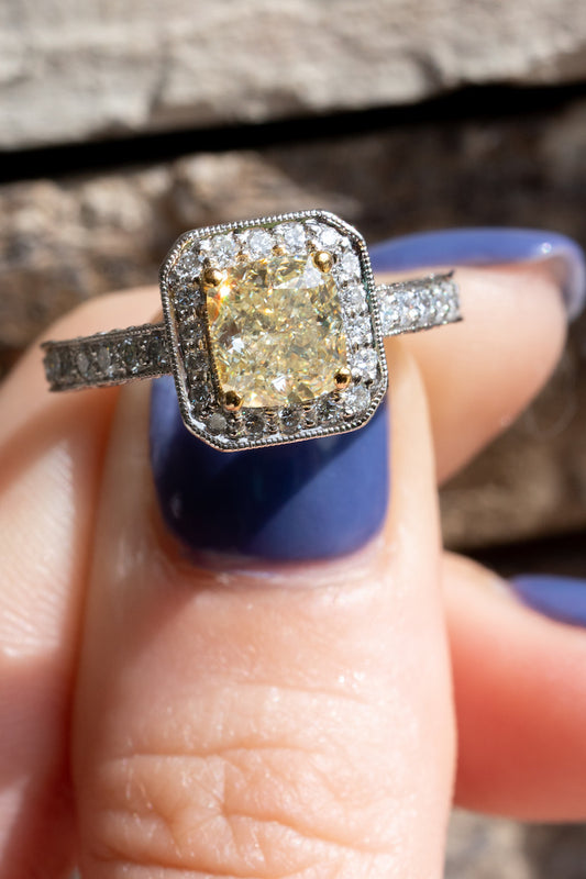 fancy yellow diamond rings