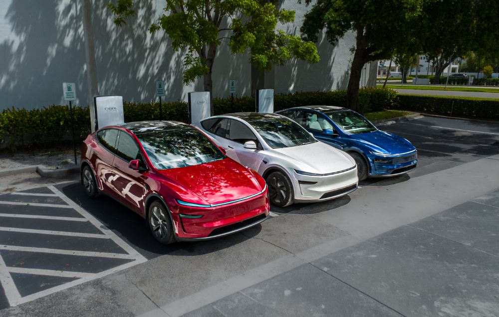 Fast Charge or Stay Awhile? Choosing the Right EV Charger Based on Your Boca Raton Plans
