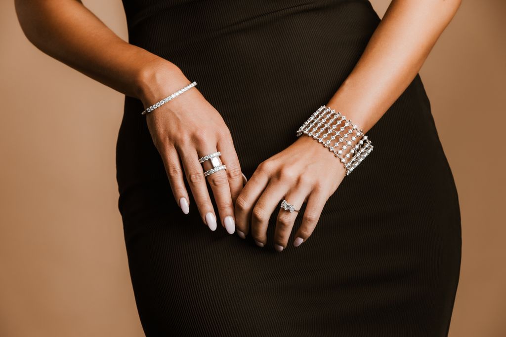 How to Sell Fine Jewelry Safely and Get the Best Offer