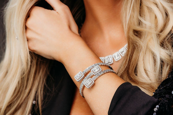 The Rising Demand for Vintage Jewelry: Is Now the Time to Sell?