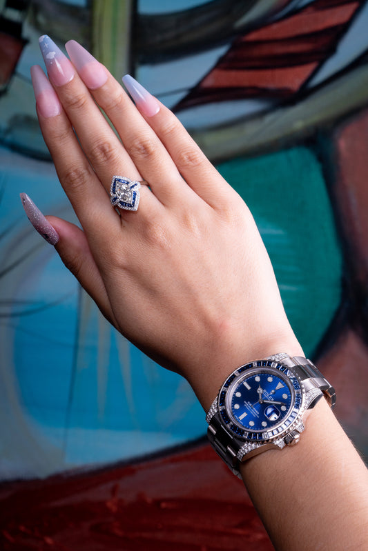 sapphire and diamond cocktail ring close