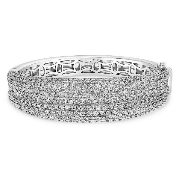8.48 Pavé Diamond Bangle — view 3