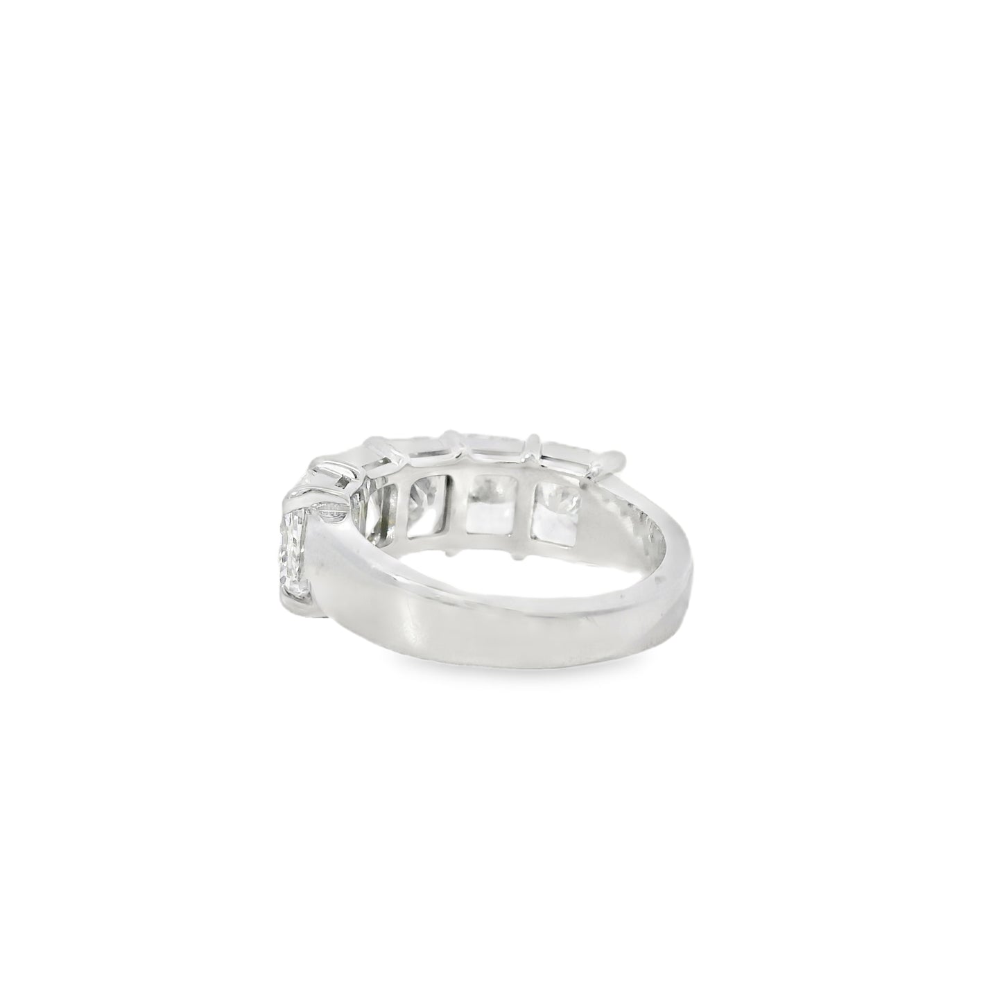 18k White Gold 5.04ctw 5 Stone Diamond Wedding Band