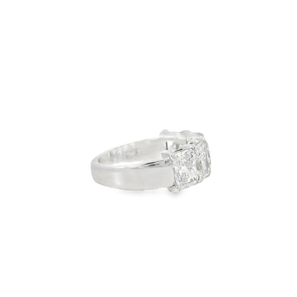 18k White Gold 5.04ctw 5 Stone Diamond Wedding Band
