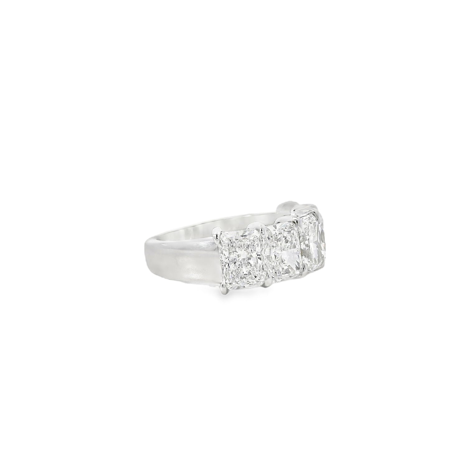18k White Gold 5.04ctw 5 Stone Diamond Wedding Band