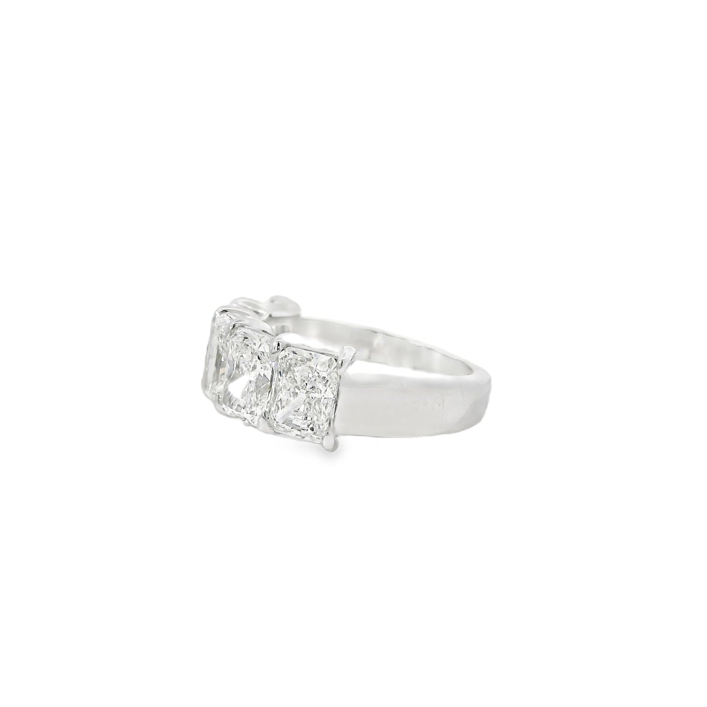 18k White Gold 5.04ctw 5 Stone Diamond Wedding Band