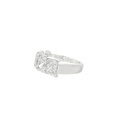 18k White Gold 5.04ctw 5 Stone Diamond Wedding Band