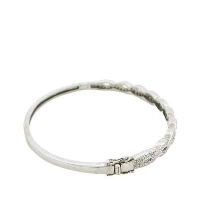 14k White Gold 0.85ctw Twisted Style Diamond Bangle