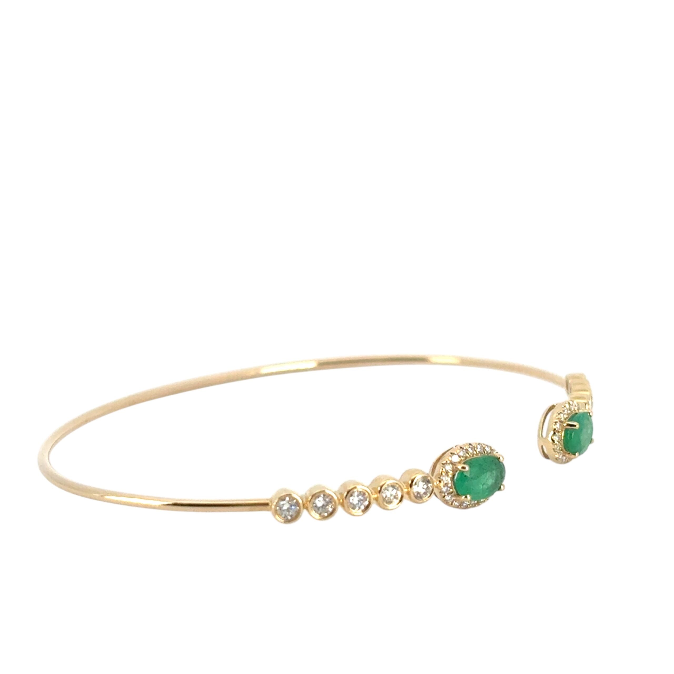 14k Yellow Gold 0.53ctw Round Brilliant Diamond and 0.88ctw Emerald Bracelet