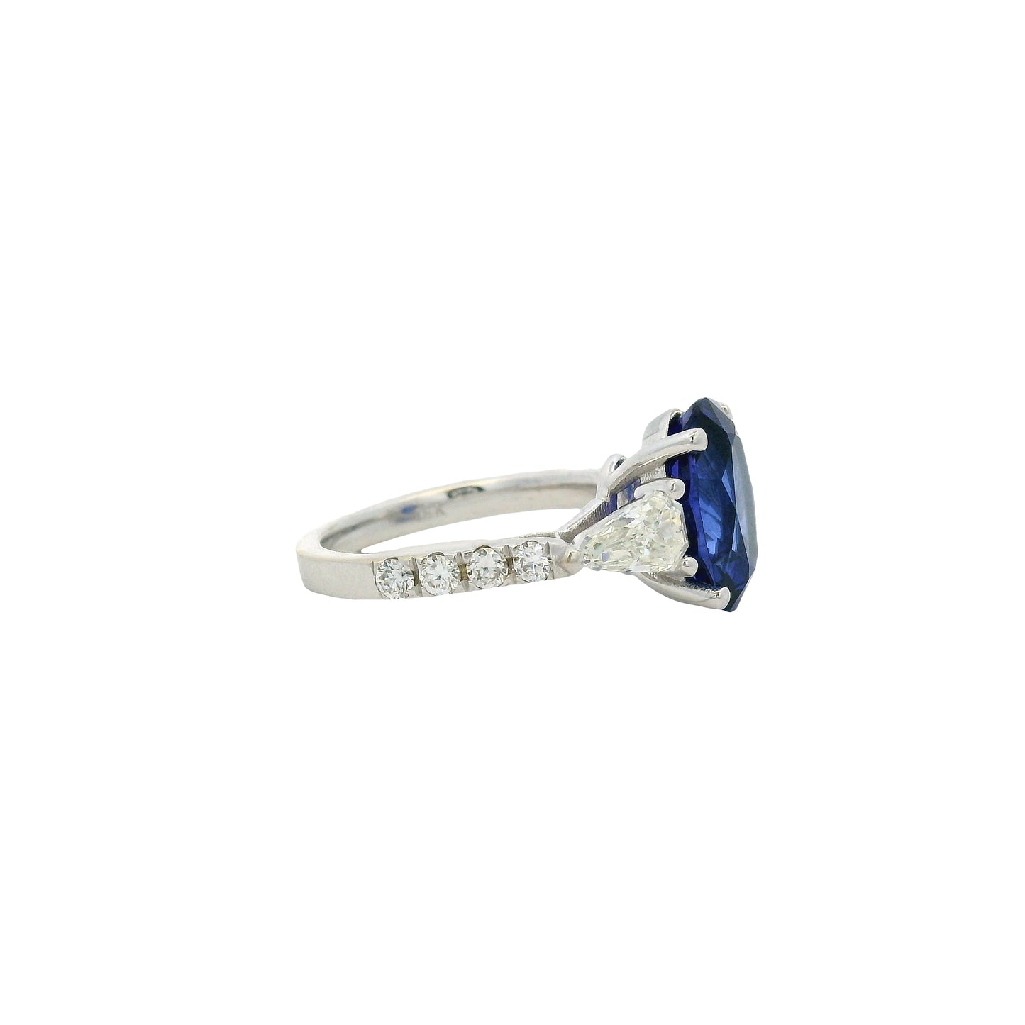 18k White Gold Oval Cut Tanzanite and Round and Tapered Baguette Diamond Cocktail Ring