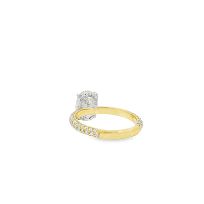 18k White and Yellow Gold GIA Certified 2.01ctw Oval Diamond Ring