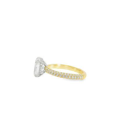 18k White and Yellow Gold GIA Certified 2.01ctw Oval Diamond Ring
