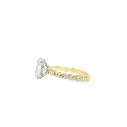 18k White and Yellow Gold GIA Certified 2.01ctw Oval Diamond Ring