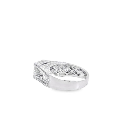 14k White Gold 1.67ct Round Brilliant and Baguette Diamond Engagement Ring