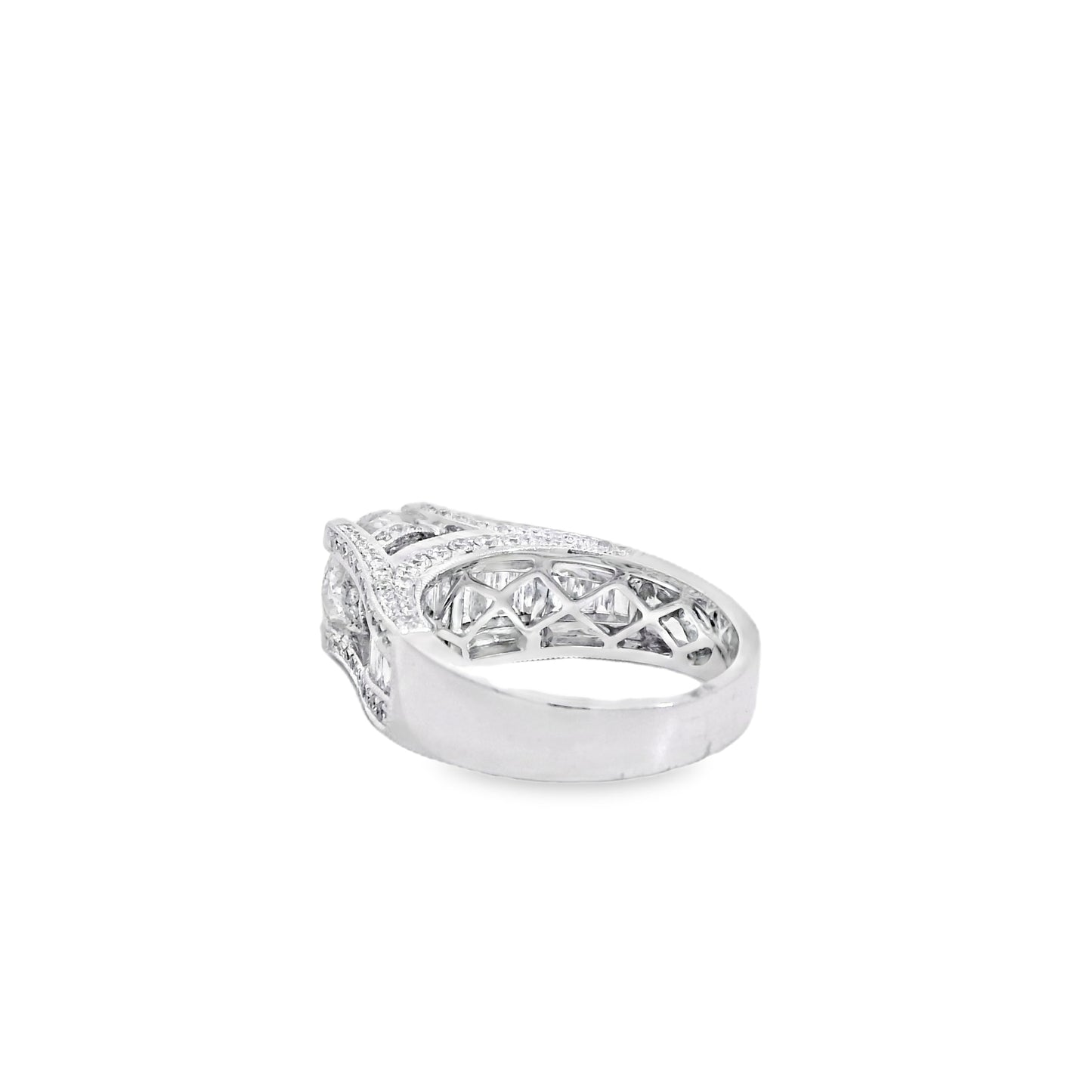 14k White Gold 1.67ct Round Brilliant and Baguette Diamond Engagement Ring