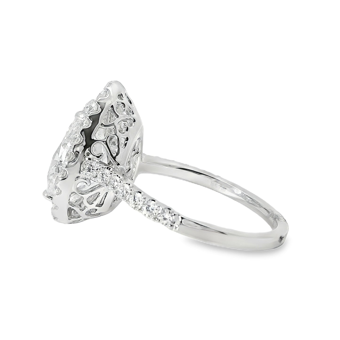 18k White Gold GIA Certified 4.02ct Pear Cut Diamond Engagement Ring