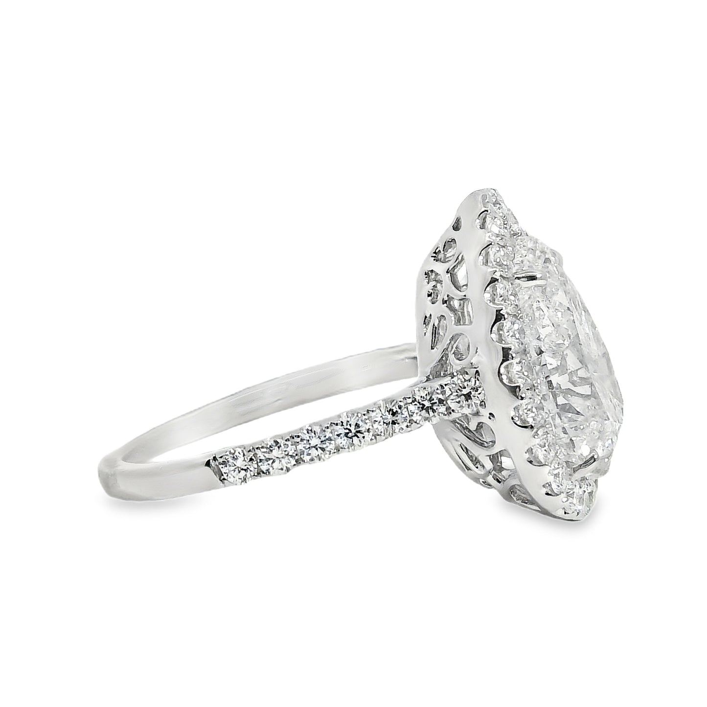 18k White Gold GIA Certified 4.02ct Pear Cut Diamond Engagement Ring