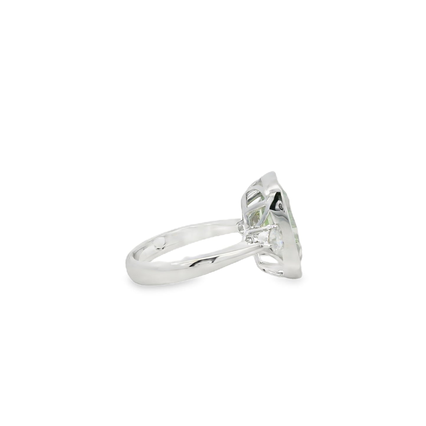 18k White Gold 6.10ct Natural GIA Certified Green Sapphire Ring