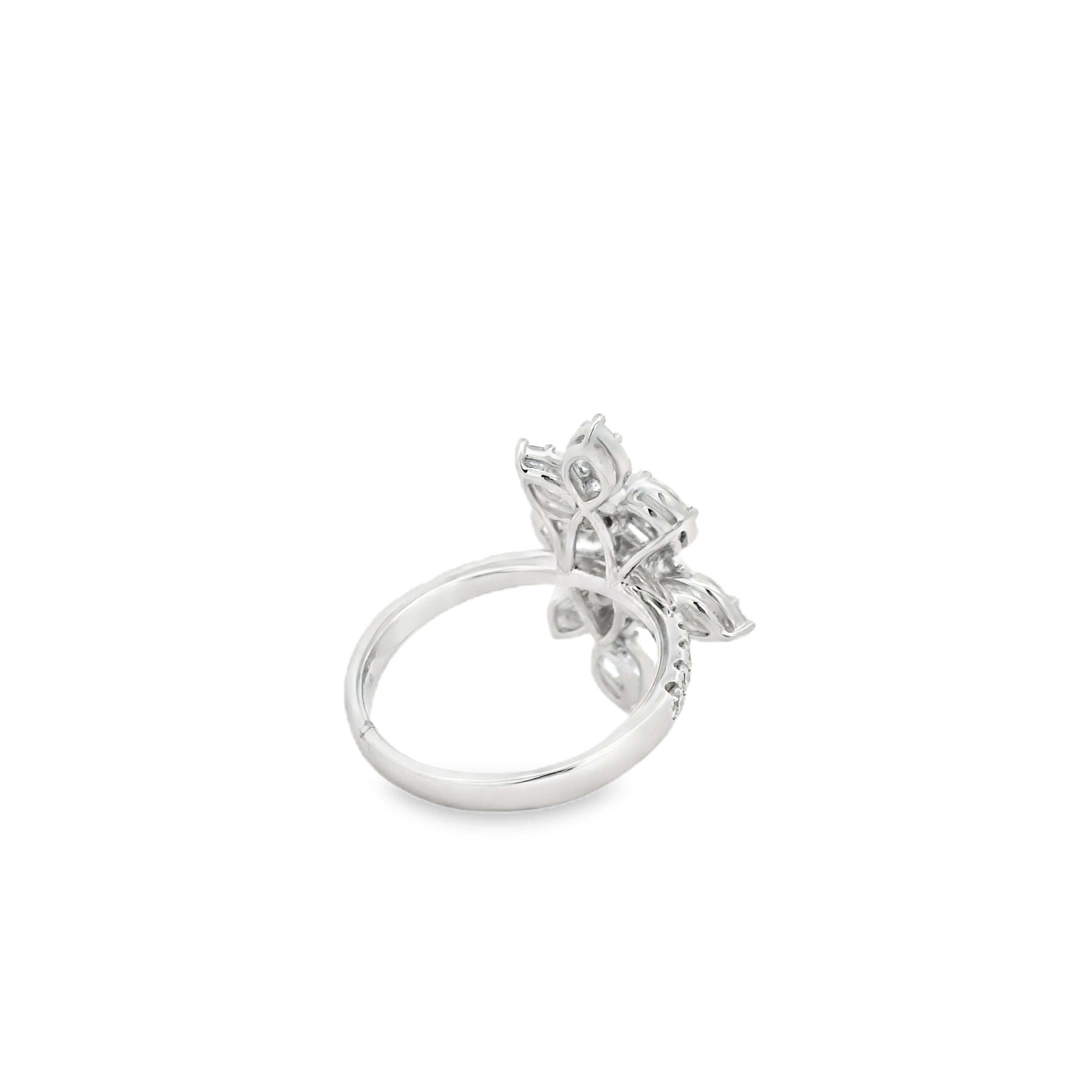 14k White Gold 1.83ctw Natural Mixed Cut Diamond Flower Ring