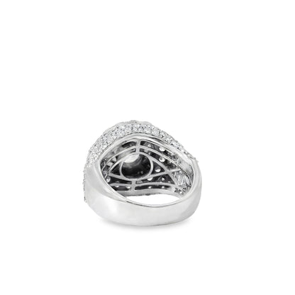 14k White Gold 2.03ctw Round Brilliant Diamonds Surrounded by 5.6ctw Baguette Diamonds Ring