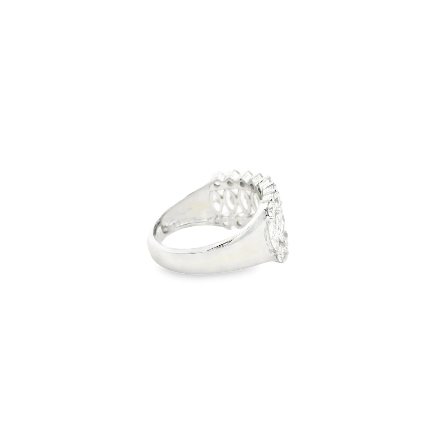 14k White Gold 1.00ctw Marquise Cut and 1.00ctw of Round Brilliant Diamonds Ring