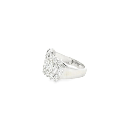 14k White Gold 1.00ctw Marquise Cut and 1.00ctw of Round Brilliant Diamonds Ring
