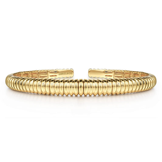 14K Yellow Gold Shrimp Open Bangle — Gabriel & Co. BG4604-65Y4JJJ