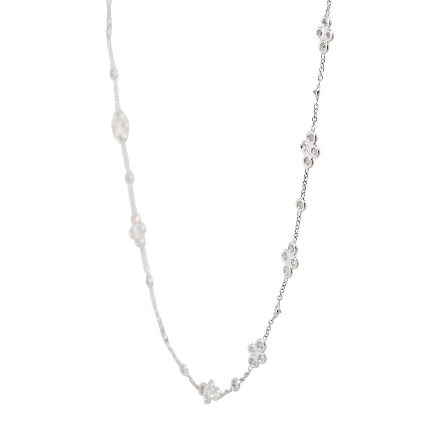 18k White Gold 2.18ctw Diamond Floral 20" Necklace