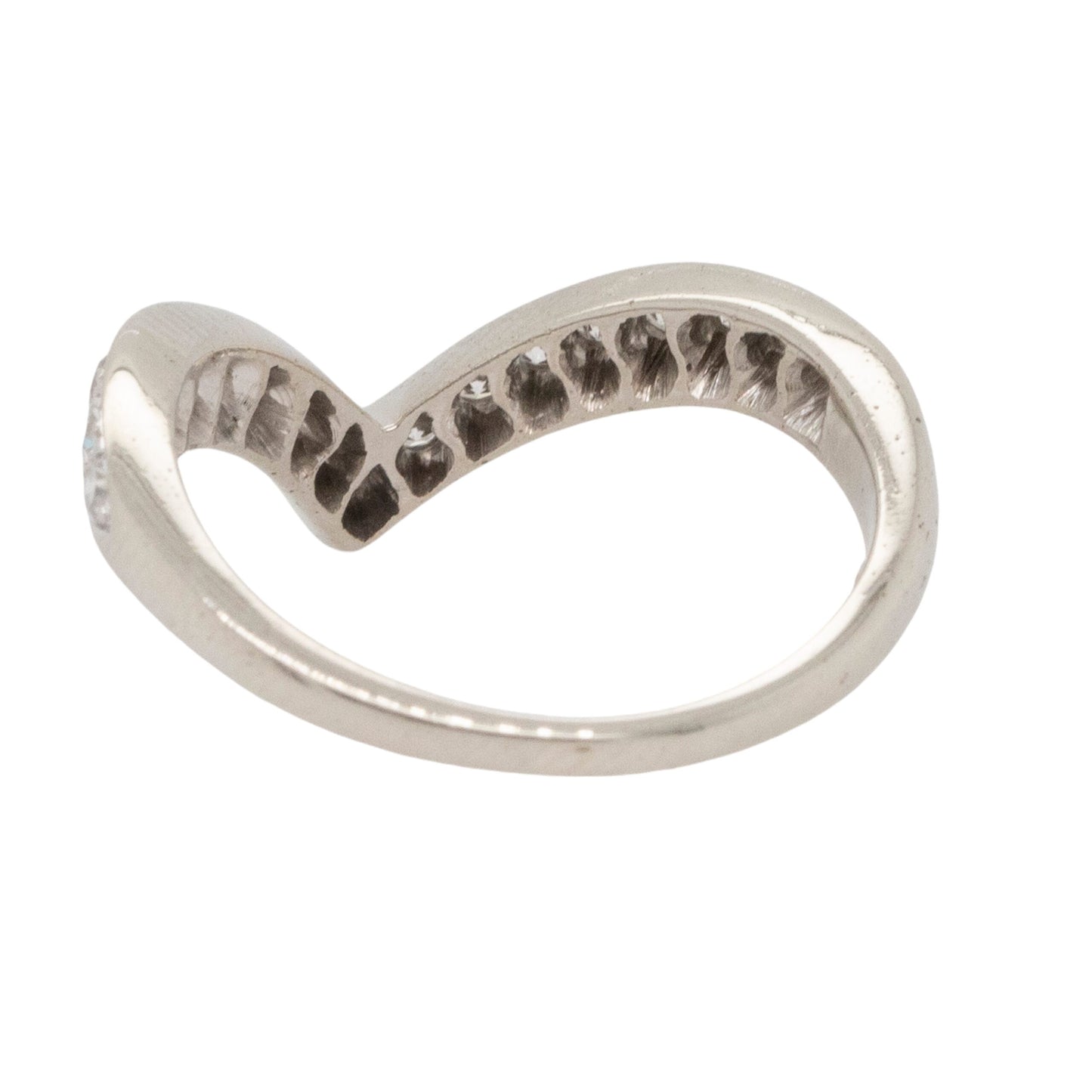 14k White Gold 0.26ctw Natural Round Brilliant Diamond V Shaped Ring