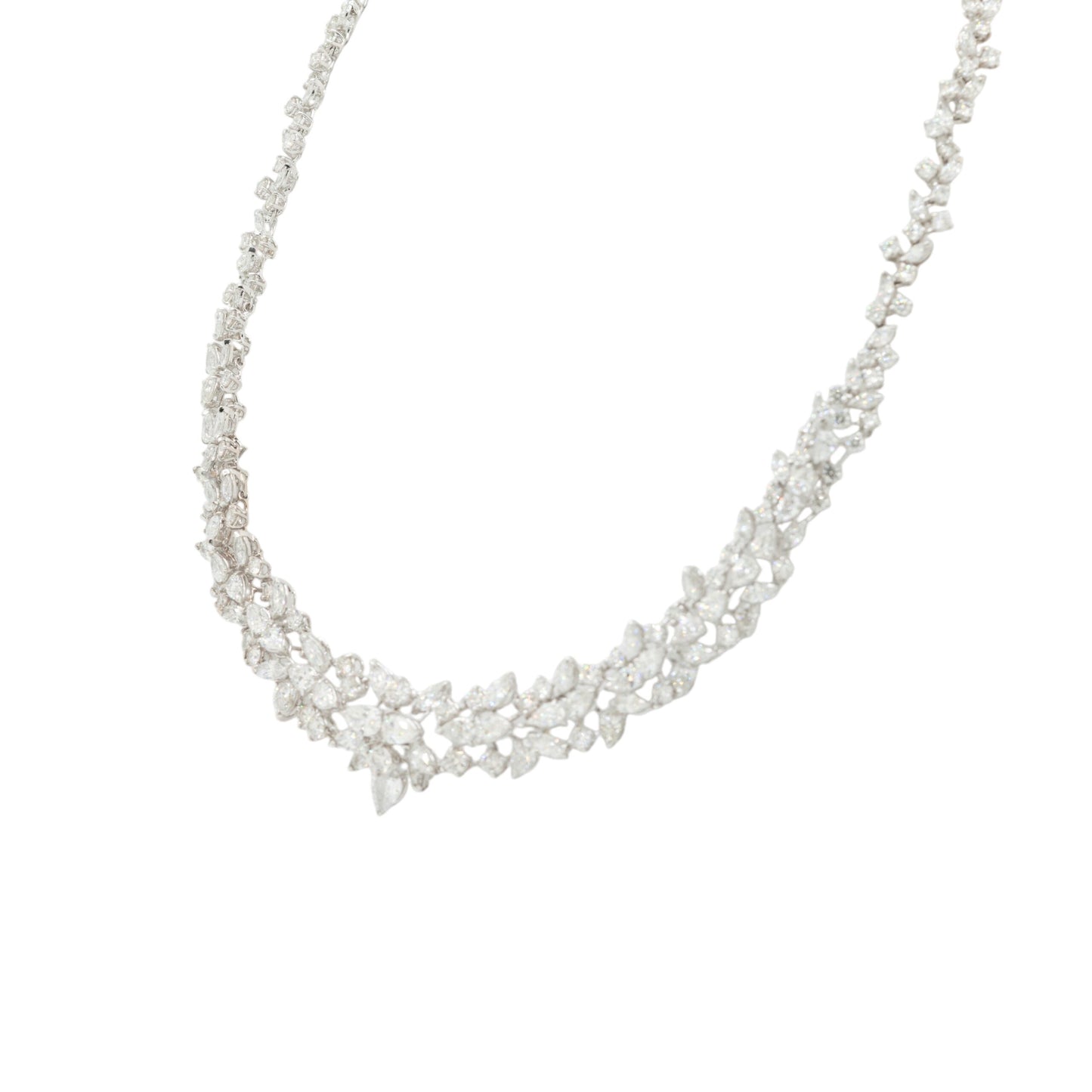 18k White Gold 31.64ctw Natural Diamond Vine Necklace