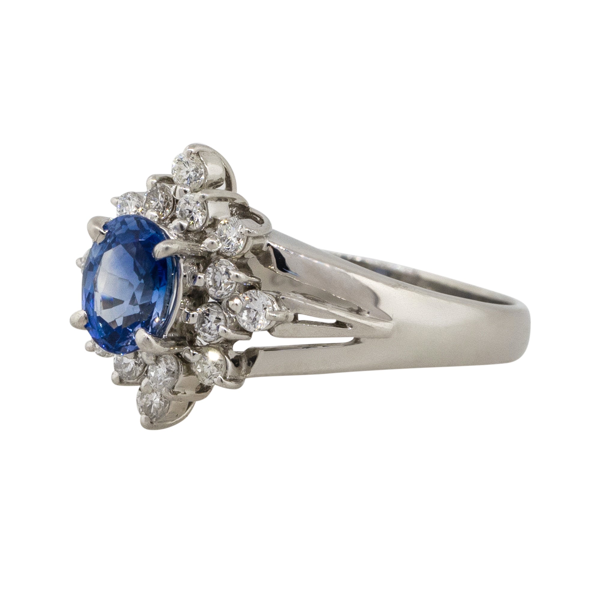 Platinum 0.73ctw Diamond Blue Oval Sapphire Center Cocktail Ring