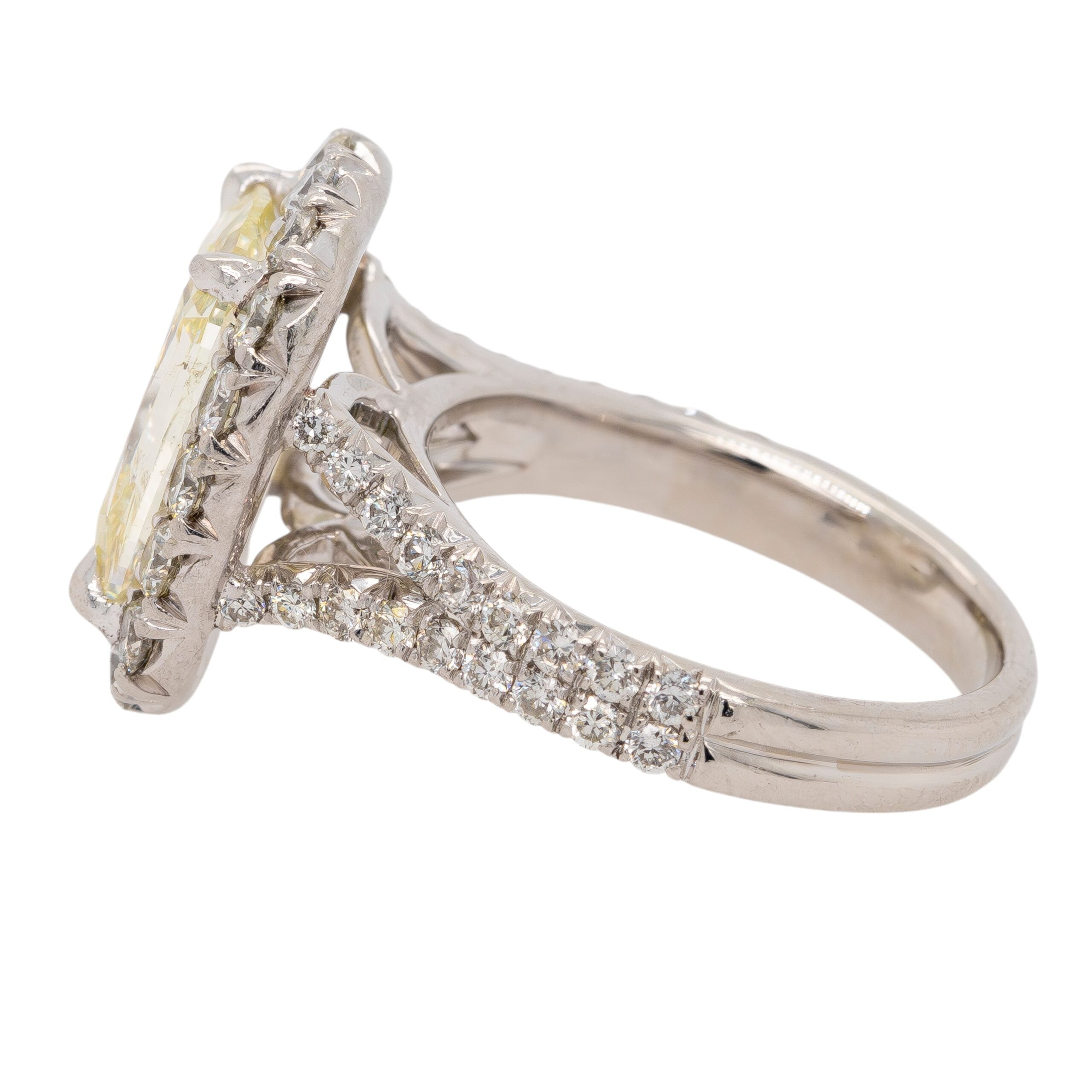 Henri Daussi Platinum Diamond Ring